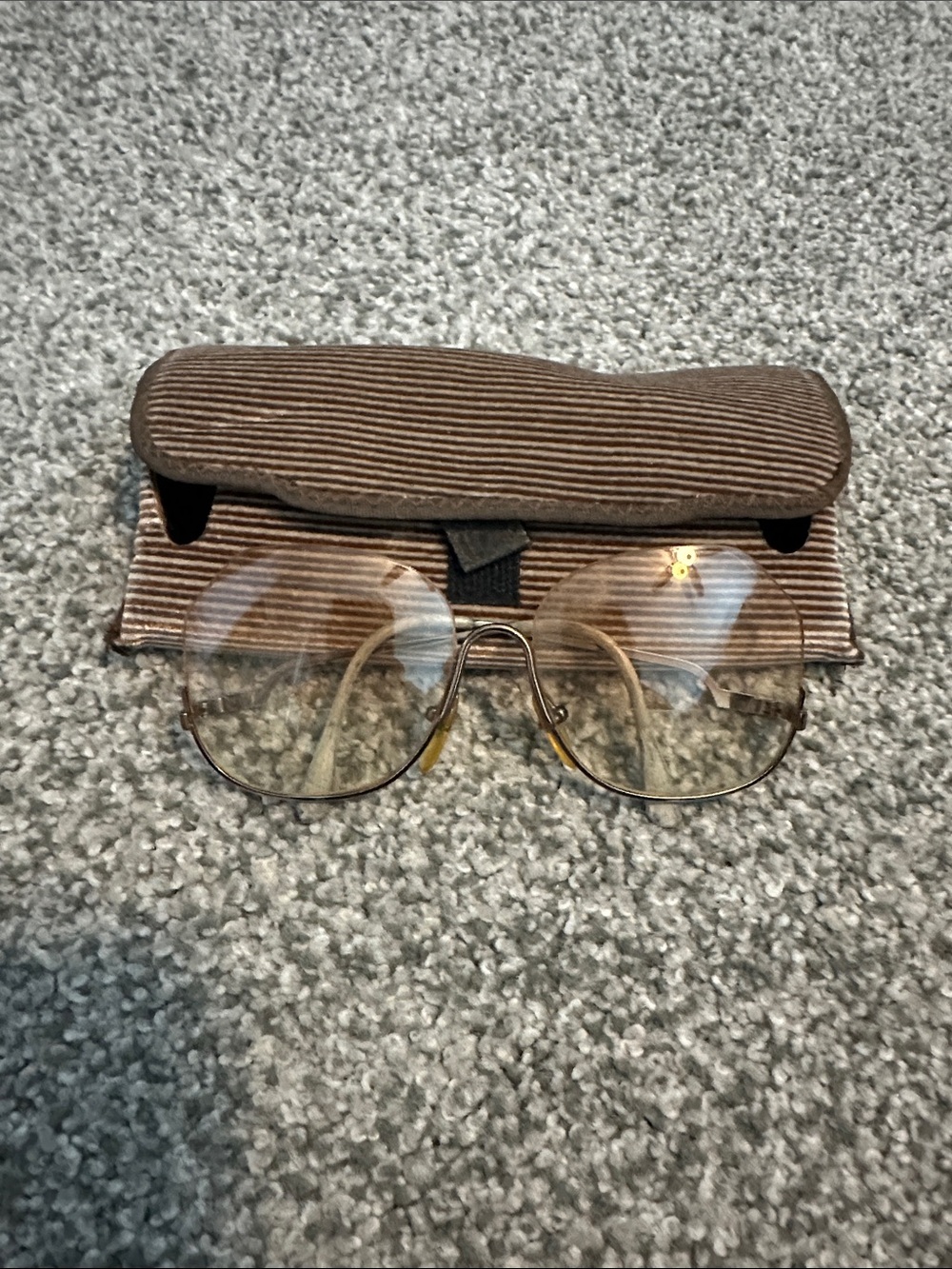 Classic Brown Metal Frame Glasses with Brown Case